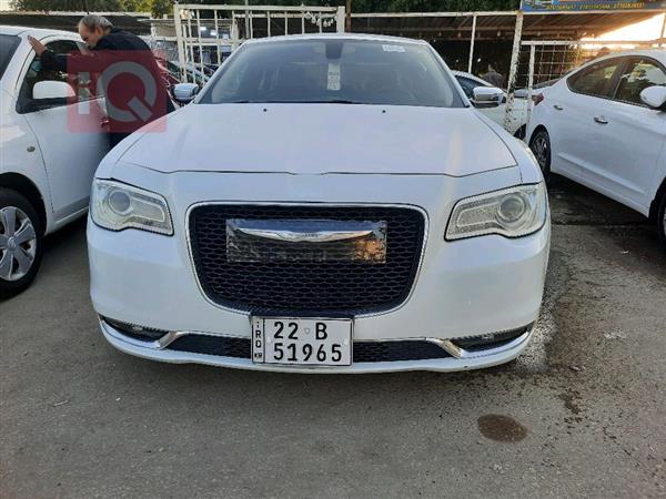 Chrysler 300 2017 for sale in Iraq - Karbala